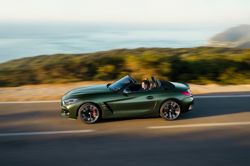 BMW Unveils Pure Impulse Edition Z4 M40i Roadster