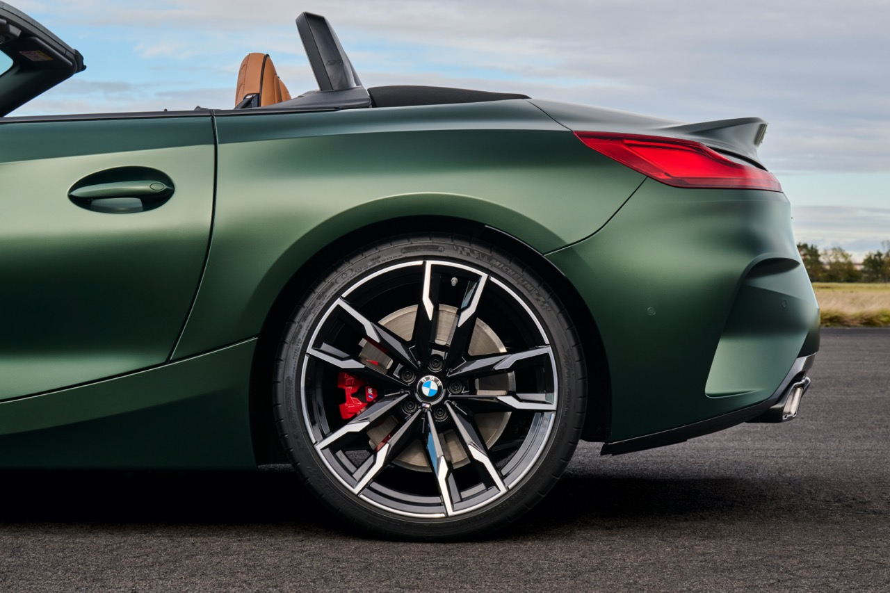 BMW Unveils Pure Impulse Edition Z4 M40i Roadster