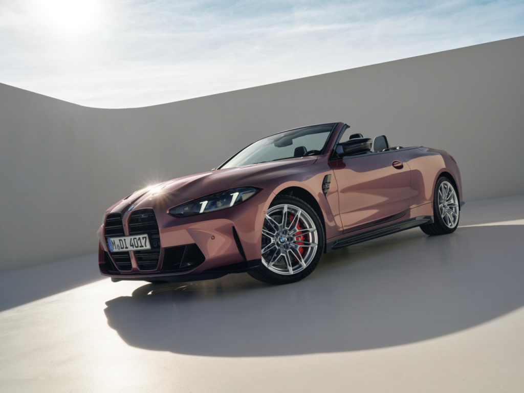 BMW Memperkenalkan M4 Coupé dan Convertible Baharu