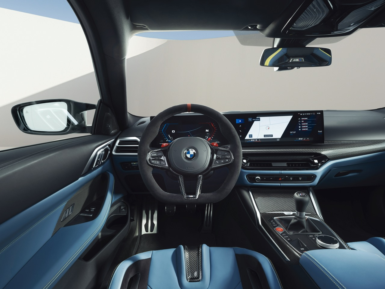 BMW Memperkenalkan M4 Coupé dan Convertible Baharu