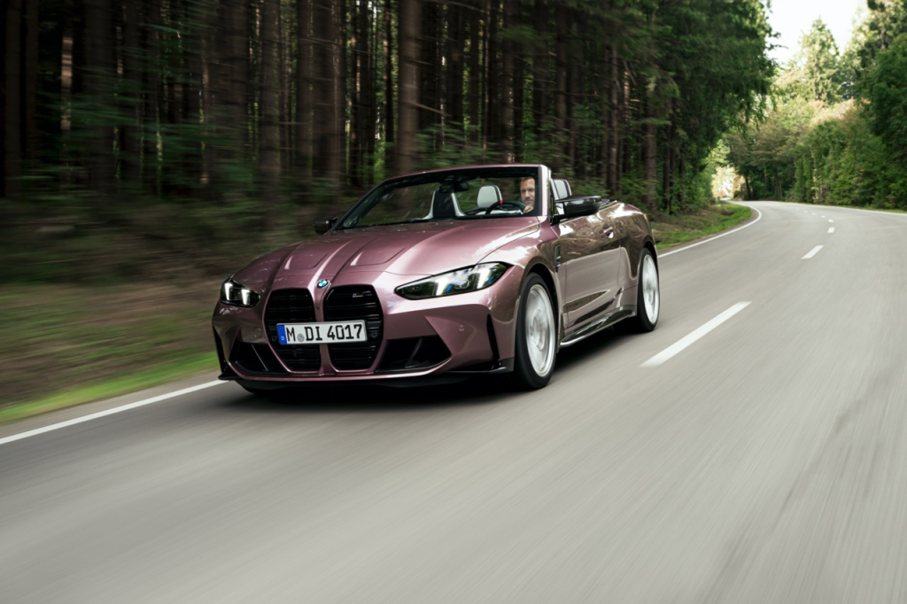 BMW Memperkenalkan M4 Coupé dan Convertible Baharu