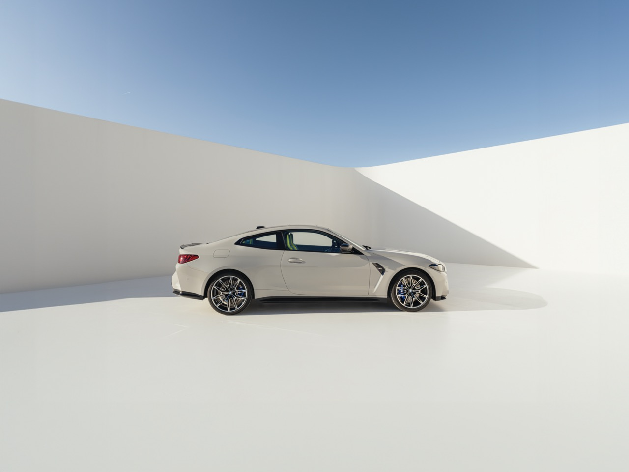 BMW Unveils Next-Generation M4 Coupé and Convertible