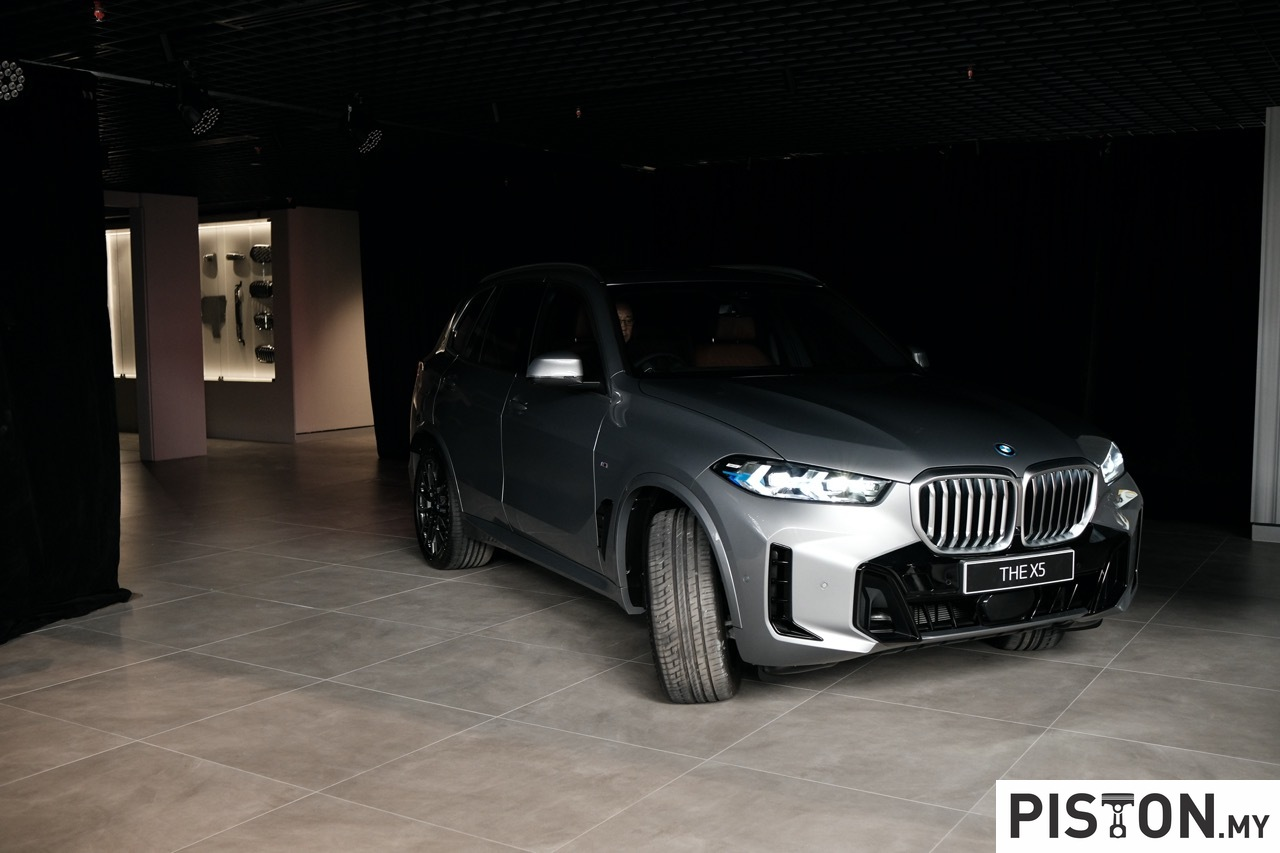 BMW Malaysia Umum Harga Rasmi BMW X5 xDrive50e M Sport Baharu