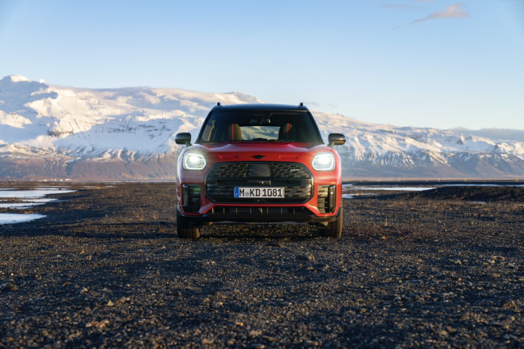 Mini Countryman S ALL4 Dalam Trim JCW Sedia Untuk Semua Pengembaraan