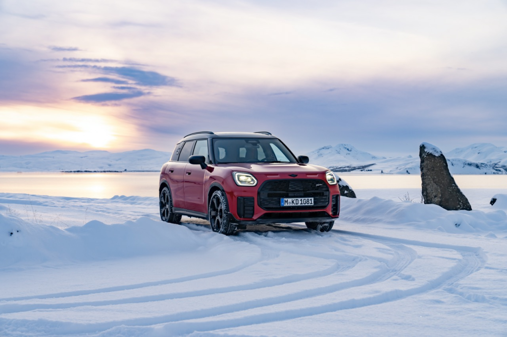 Mini Countryman S ALL4 Dalam Trim JCW Sedia Untuk Semua Pengembaraan
