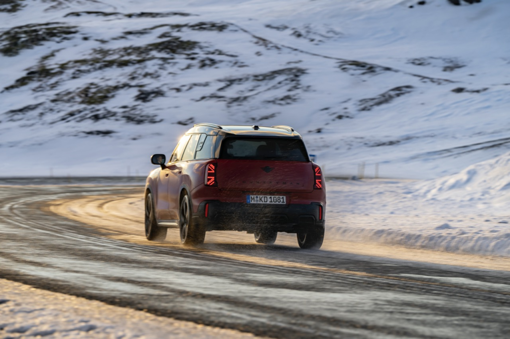 Mini Countryman S ALL4 Dalam Trim JCW Sedia Untuk Semua Pengembaraan