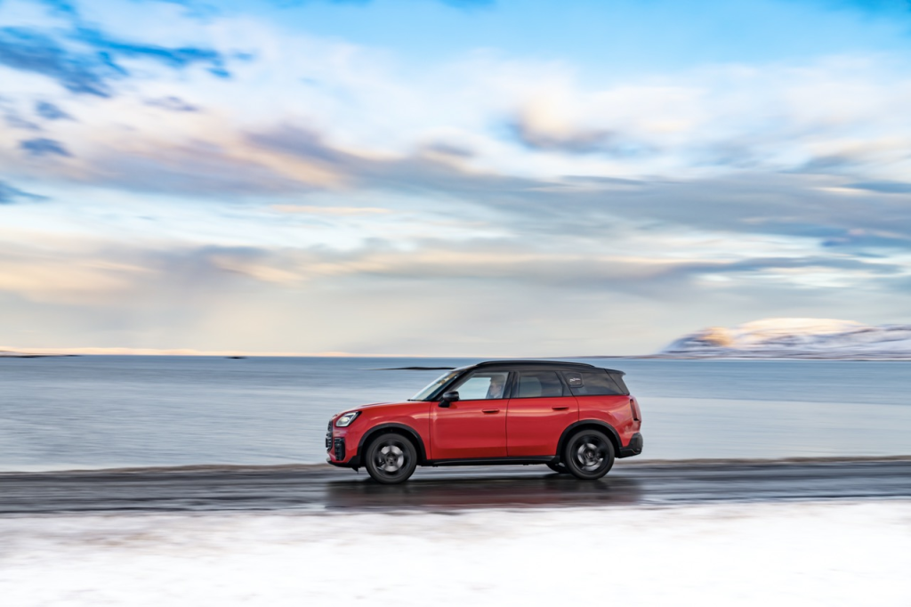 Mini Countryman S ALL4 Dalam Trim JCW Sedia Untuk Semua Pengembaraan