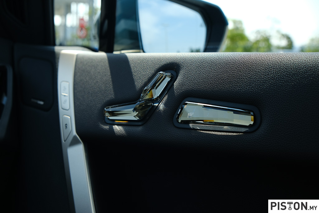 Review: BMW iX xDrive50 Sport – The Best Premium EV? Maybe!
