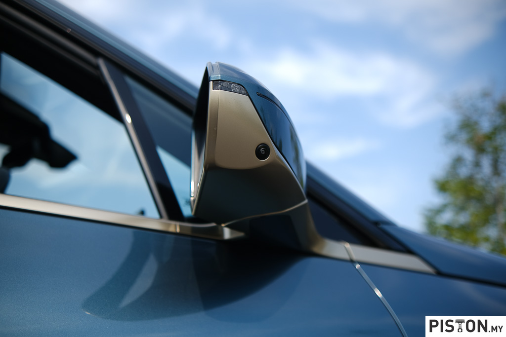 Review: BMW iX xDrive50 Sport – The Best Premium EV? Maybe!