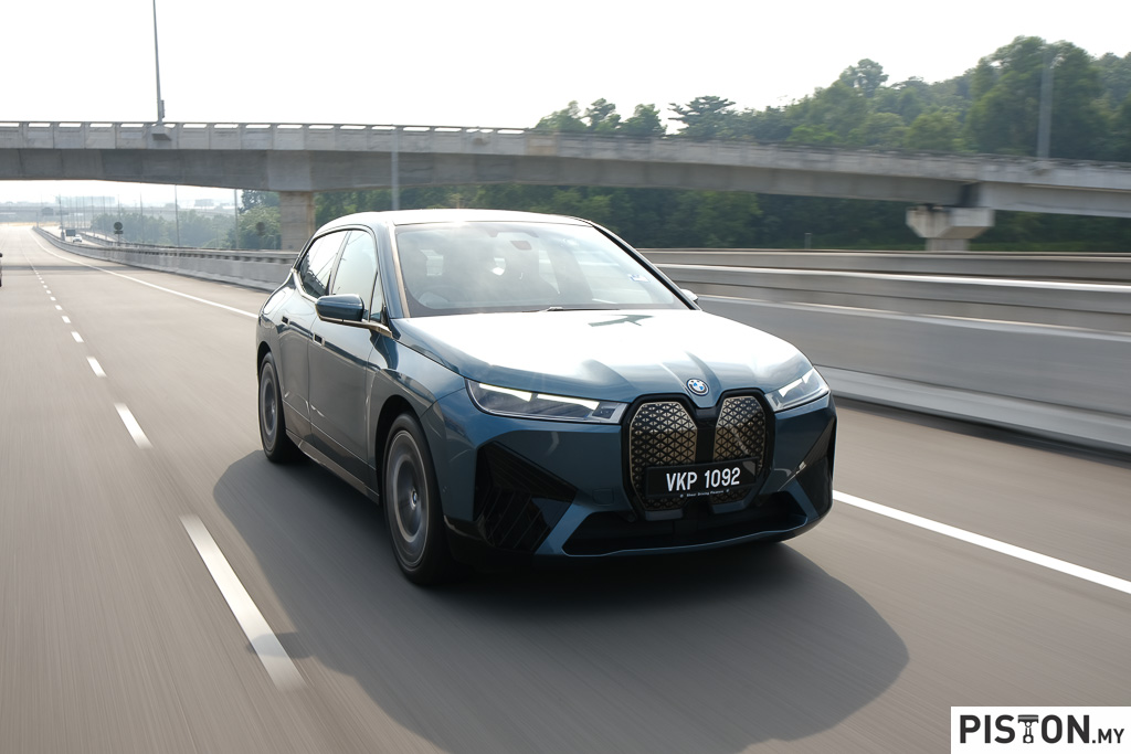 Review: BMW iX xDrive50 Sport – The Best Premium EV? Maybe!