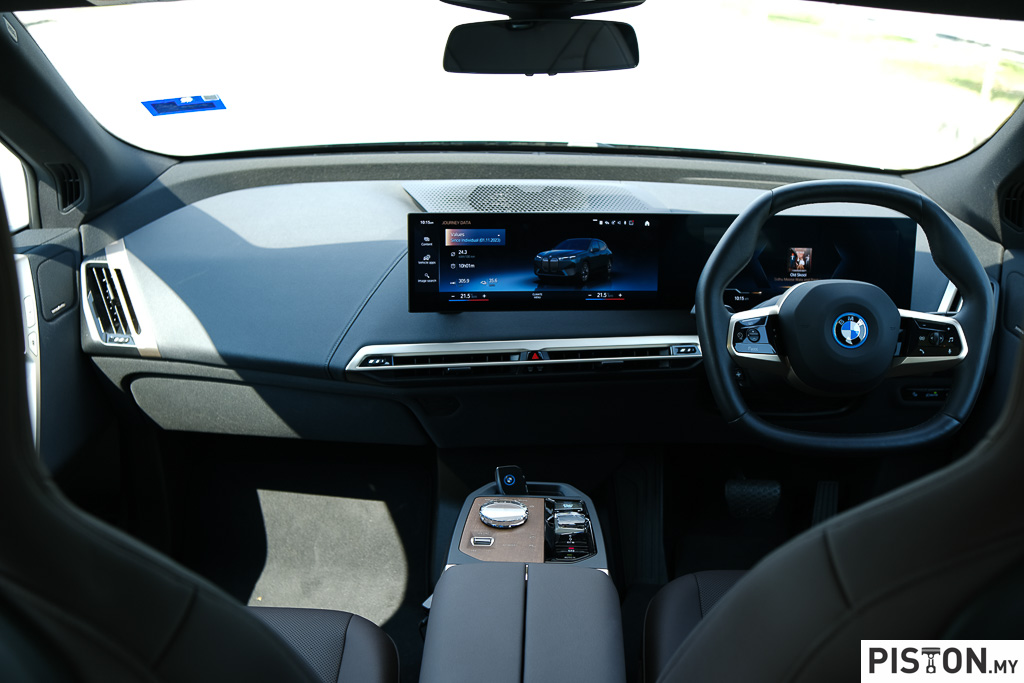 Review: BMW iX xDrive50 Sport – The Best Premium EV? Maybe!