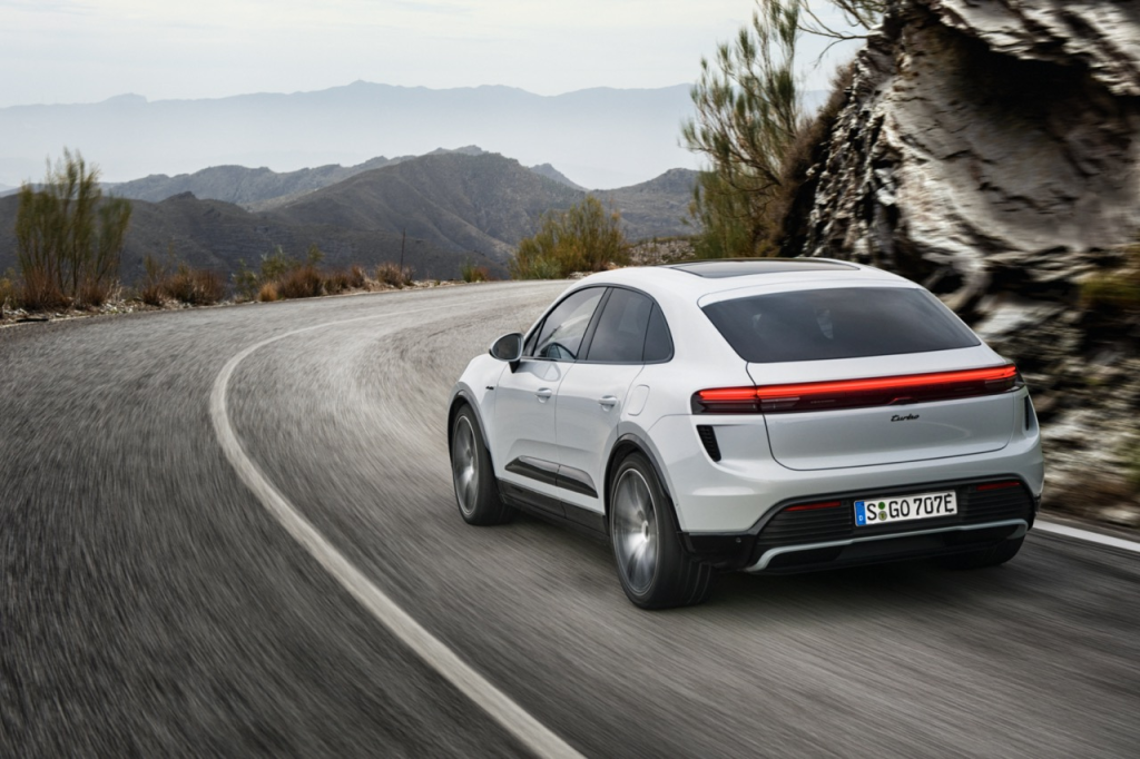 Porsche Lancarkan Macan Elektrik dengan Varian Macan 4 dan Macan Turbo
