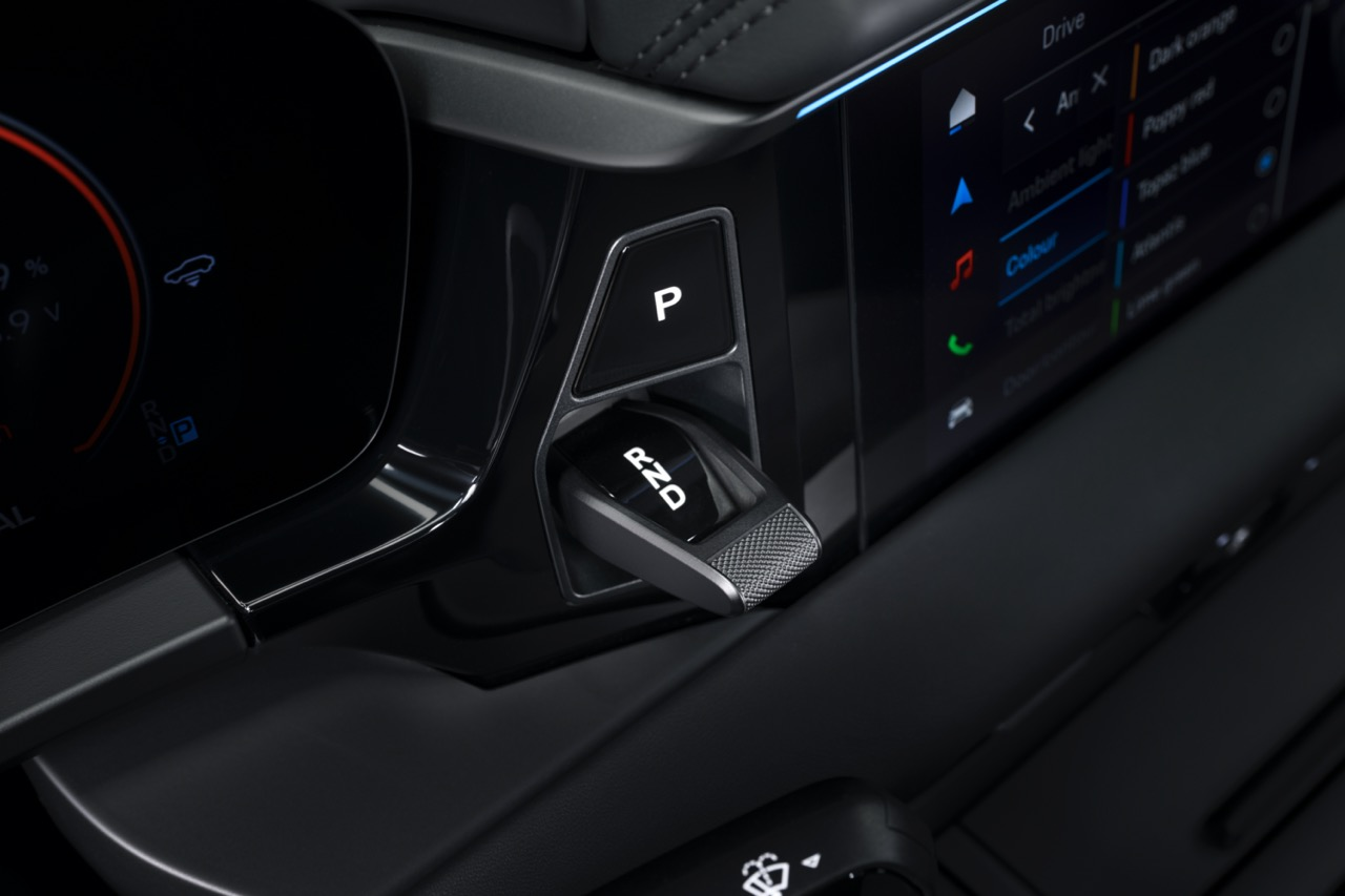 Porsche Lancarkan Macan Elektrik dengan Varian Macan 4 dan Macan Turbo