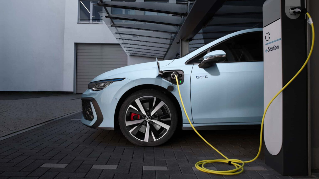 Volkswagen Memperkenalkan Siri Model Golf Baharu untuk Ulang Tahun ke-50