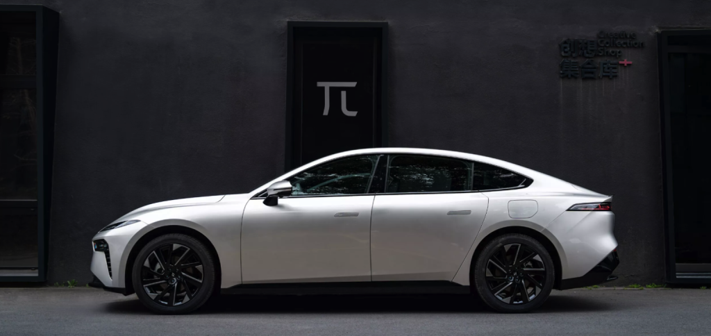 Dongfeng Mula Menerima Pesanan untuk Kenderaan Elektrik eπ 007