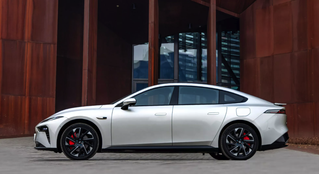 Dongfeng Mula Menerima Pesanan untuk Kenderaan Elektrik eπ 007