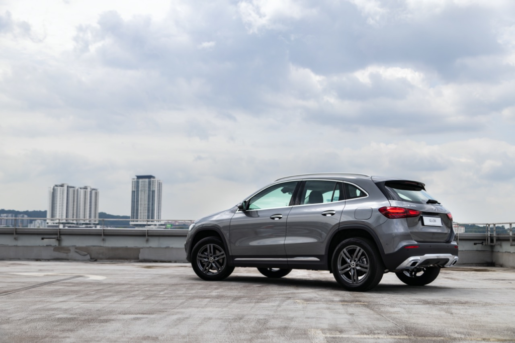 Mercedes-Benz Malaysia Memperkenalkan GLA 200 yang Ditingkatkan