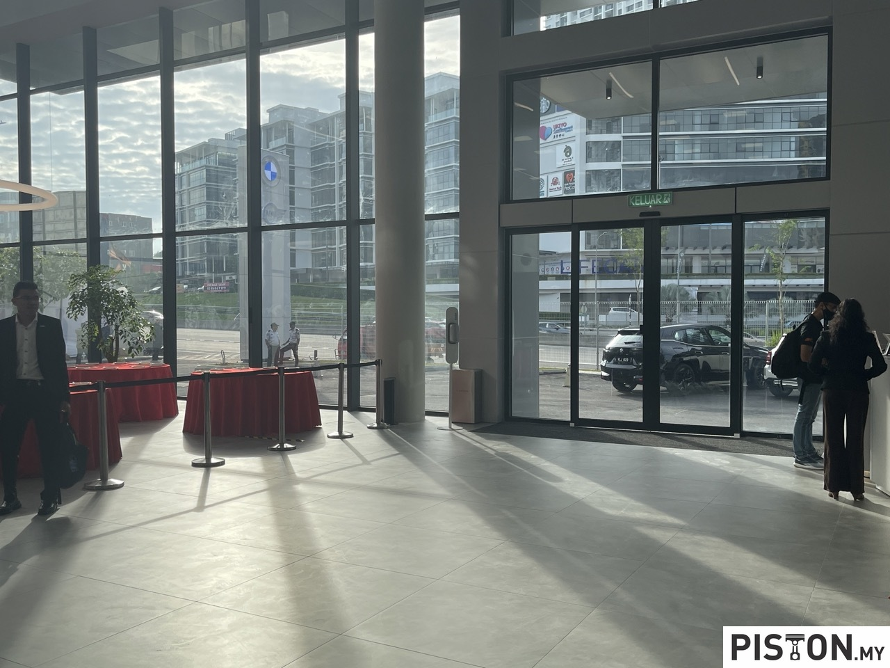BMW Group Malaysia dan Auto Bavaria Memperkenalkan Bilik Pameran Terkini Di Balakong