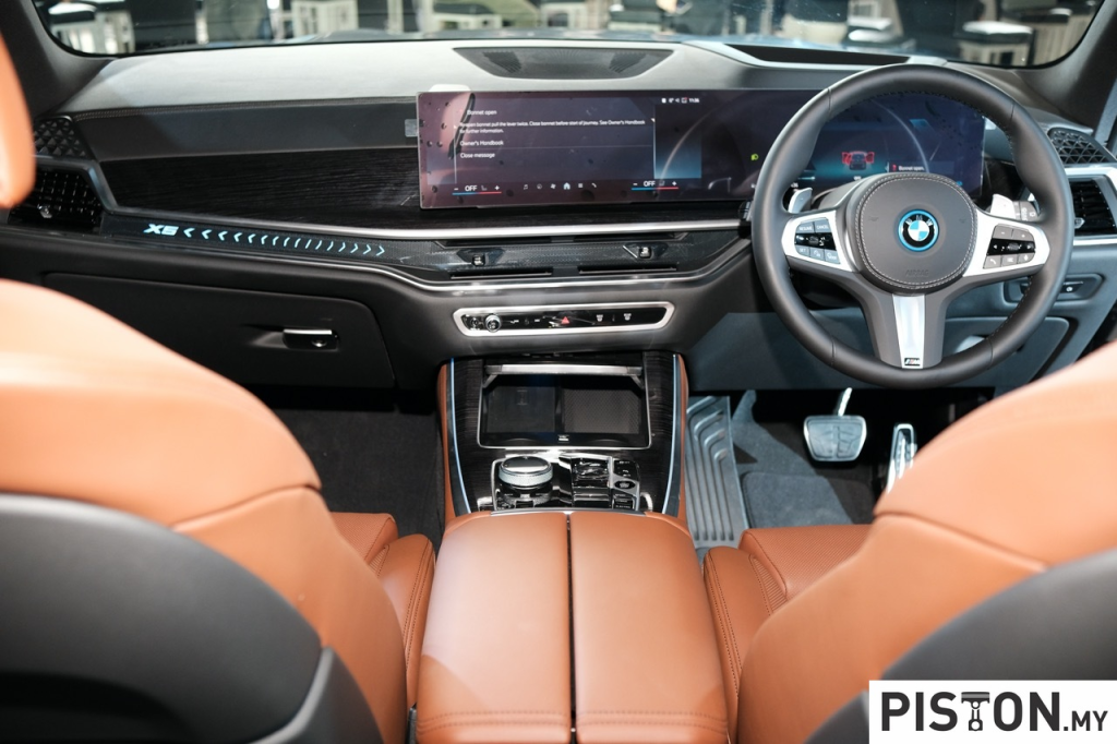 BMW Malaysia Memperkenalkan X5 xDrive50e M Sport Yang Dipasang Di Malaysia