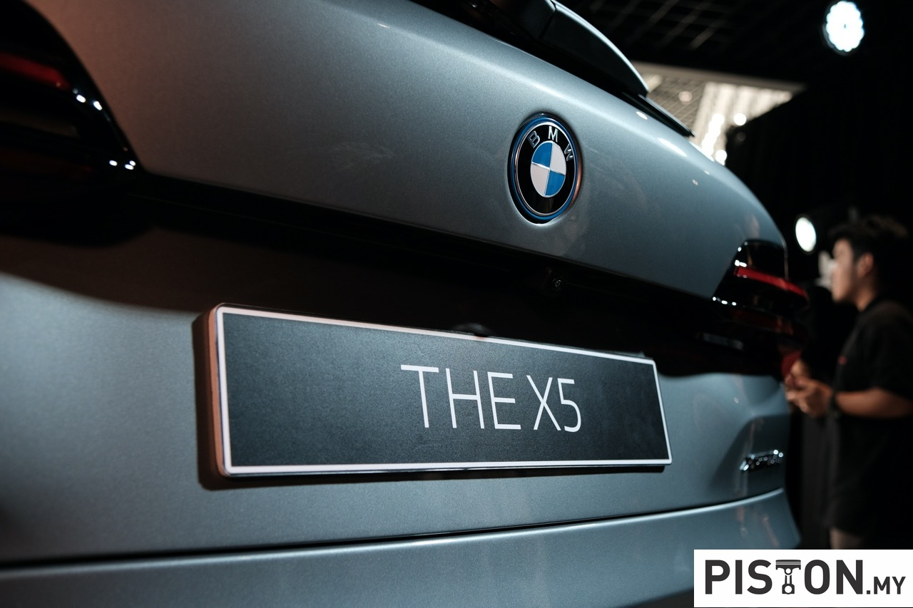 BMW Malaysia Memperkenalkan X5 xDrive50e M Sport Yang Dipasang Di Malaysia