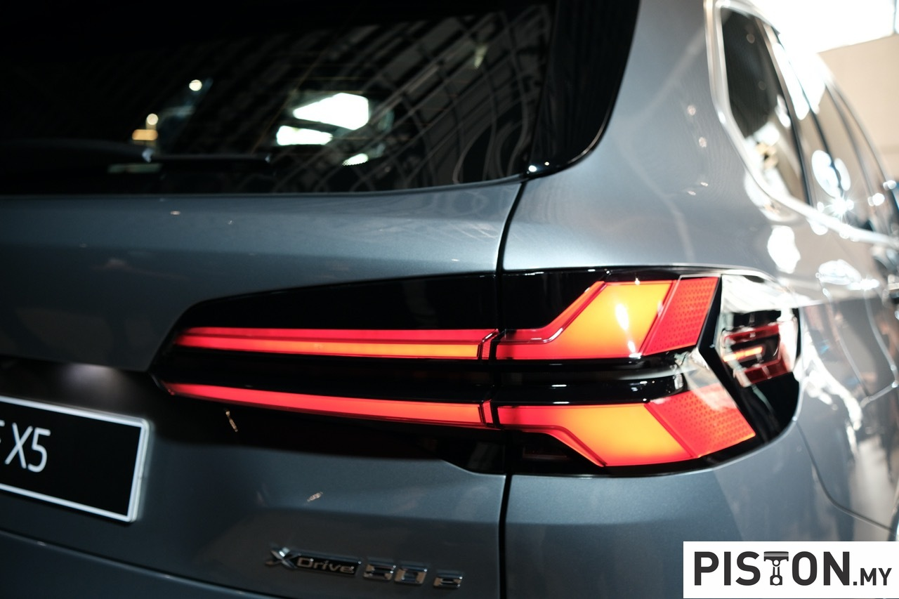 BMW Malaysia Memperkenalkan X5 xDrive50e M Sport Yang Dipasang Di Malaysia