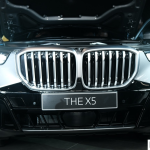 BMW Malaysia Memperkenalkan X5 xDrive50e M Sport Yang Dipasang Di Malaysia