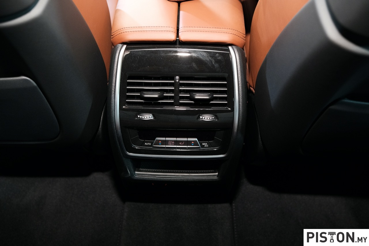BMW Malaysia Memperkenalkan X5 xDrive50e M Sport Yang Dipasang Di Malaysia