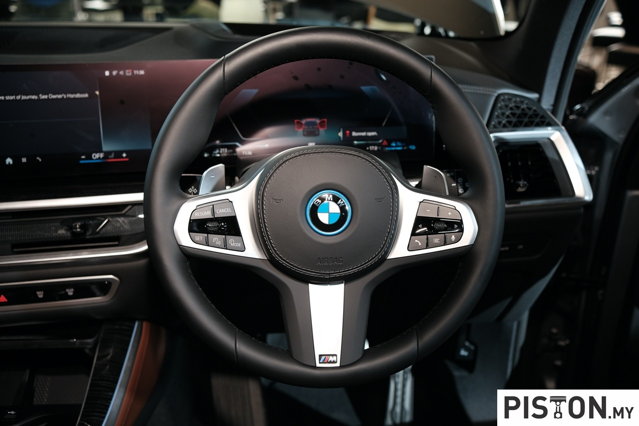BMW Malaysia Memperkenalkan X5 xDrive50e M Sport Yang Dipasang Di Malaysia