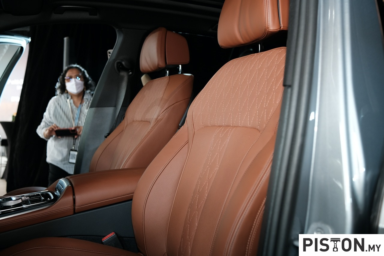BMW Malaysia Memperkenalkan X5 xDrive50e M Sport Yang Dipasang Di Malaysia