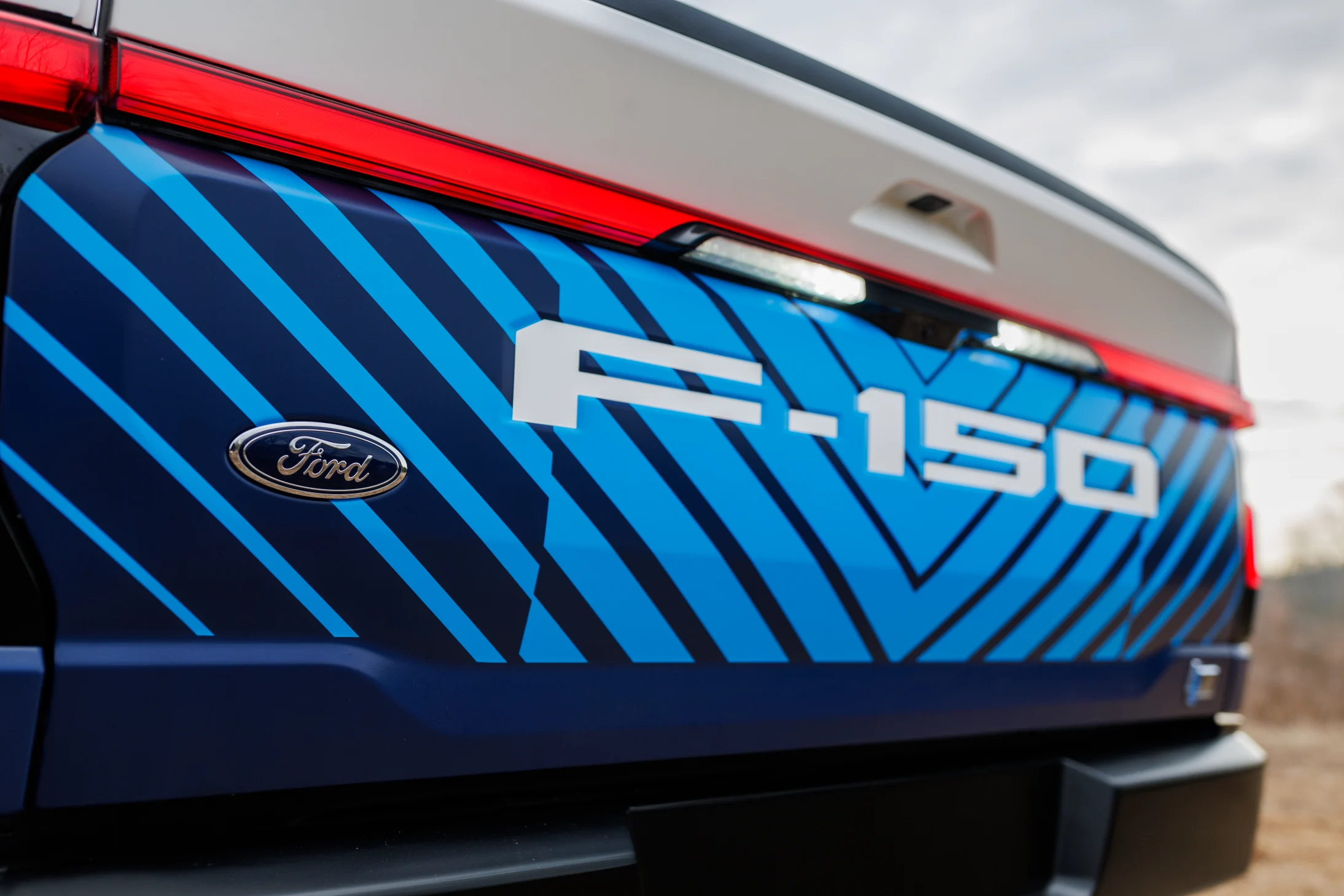 Ford Performance Melancarkan F-150 Lightning Switchgear Off-Road
