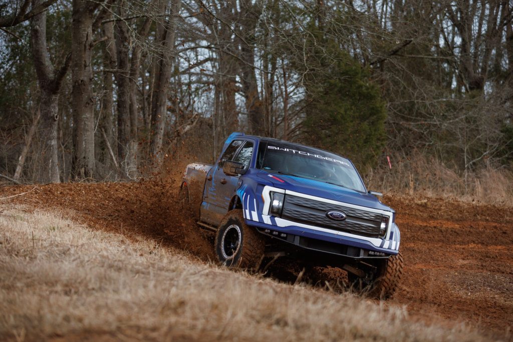 Ford Performance Melancarkan F-150 Lightning Switchgear Off-Road