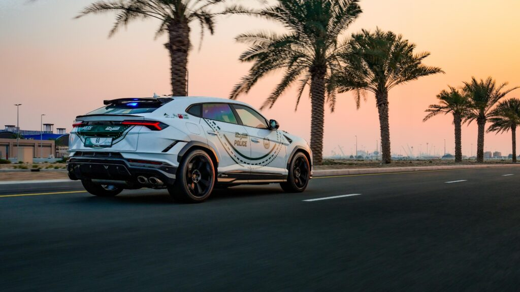 Polis Dubai Menerima Lamborghini Urus Performante Untuk Perkhidmatan