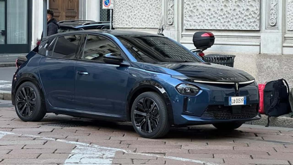 Lancia Kembali Selepas 13 Tahun dengan Model Ypsilon Baru!