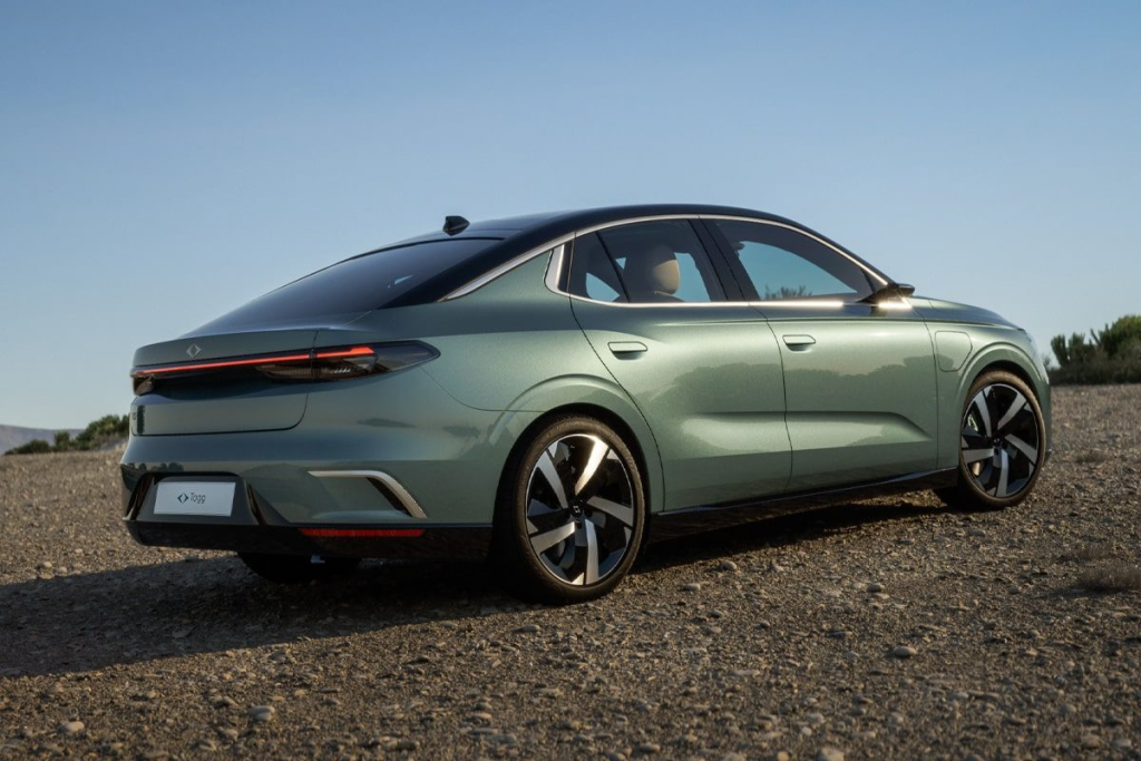 Togg Mendedahkan Kereta Elektrik Fastback T10F di CES 2024