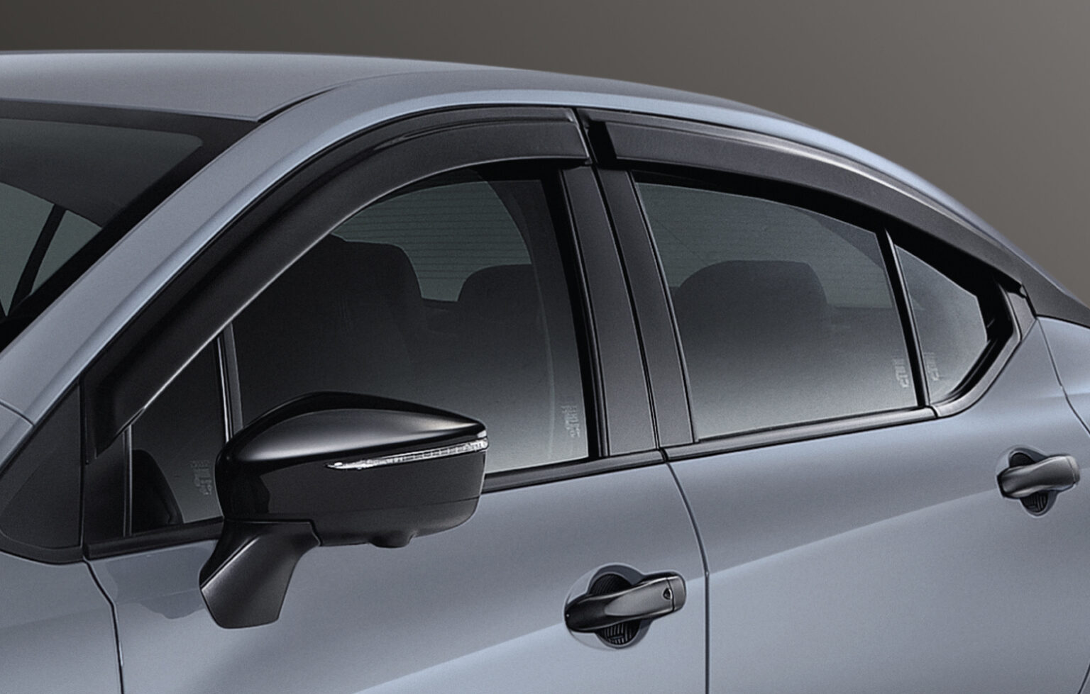 Nissan Memperkenalkan Edisi Almera KURO (Hitam) Bergaya 2024