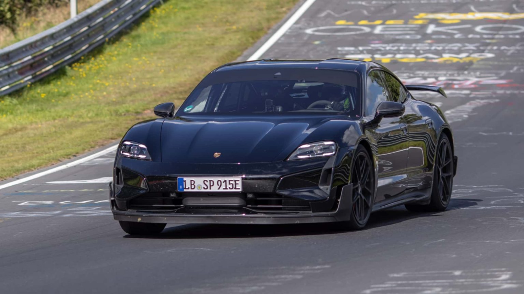 Porsche Taycan Turbo GT Pecahkan Rekod di Nürburgring