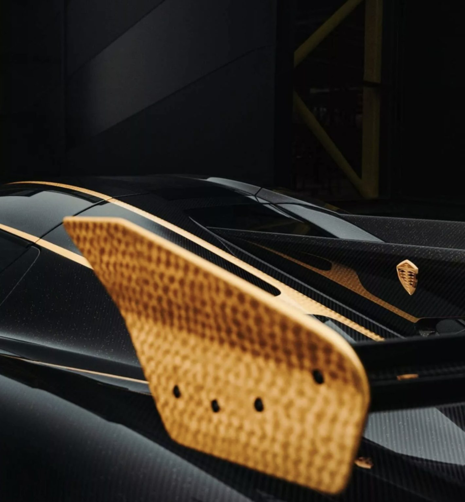 Koenigsegg Jesko ‘Attack’ Istimewa dengan Emas 24 Karat