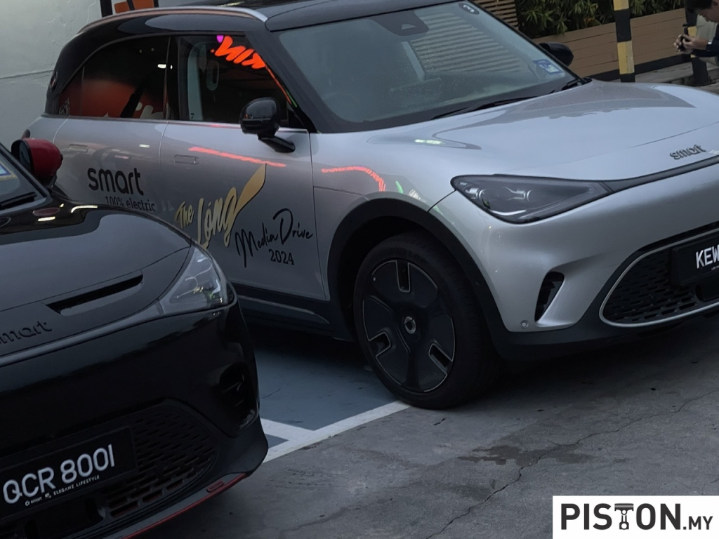 smart Malaysia Raikan Seratus Hari Kejayaan Bertumpukan Pelanggan