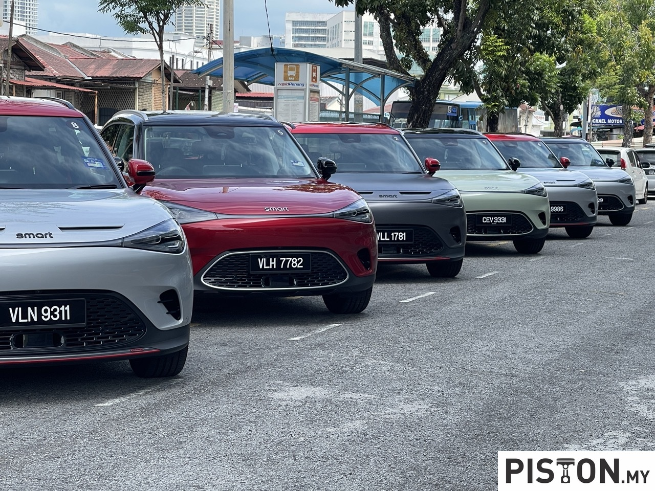 smart Malaysia Celebrates 100 Days of Customer-Centric Excellence
