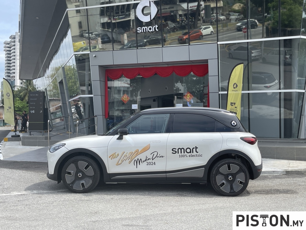 smart Malaysia Celebrates 100 Days of Customer-Centric Excellence