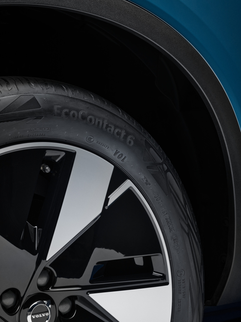 Volvo Car Malaysia Unveils Enhanced 2024 C40 Recharge Pure Electric