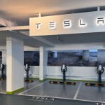 Tesla Meluaskan Rangkaian Pengecasannya ke Pulau Pinang
