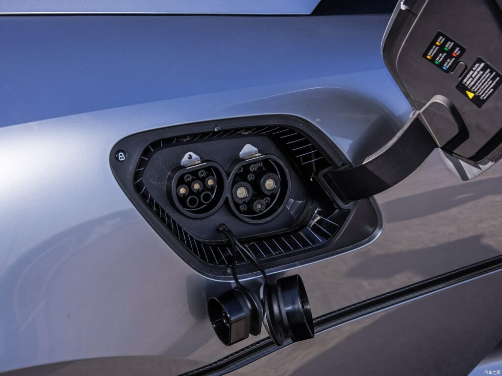 BYD YANGWANG U9 Dilancarkan Secara Rasmi – 1,300hp, 0-100km/j dalam 2.36 Saat