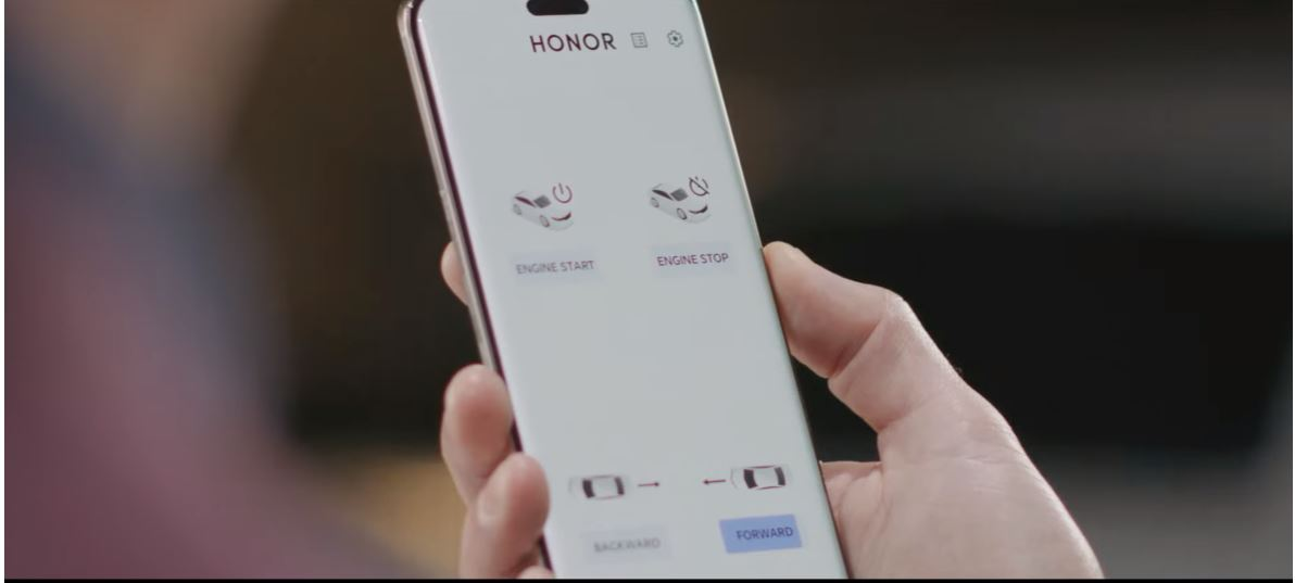 HONOR Memperkenalkan Penjejakan Mata AI untuk Kawalan Kereta