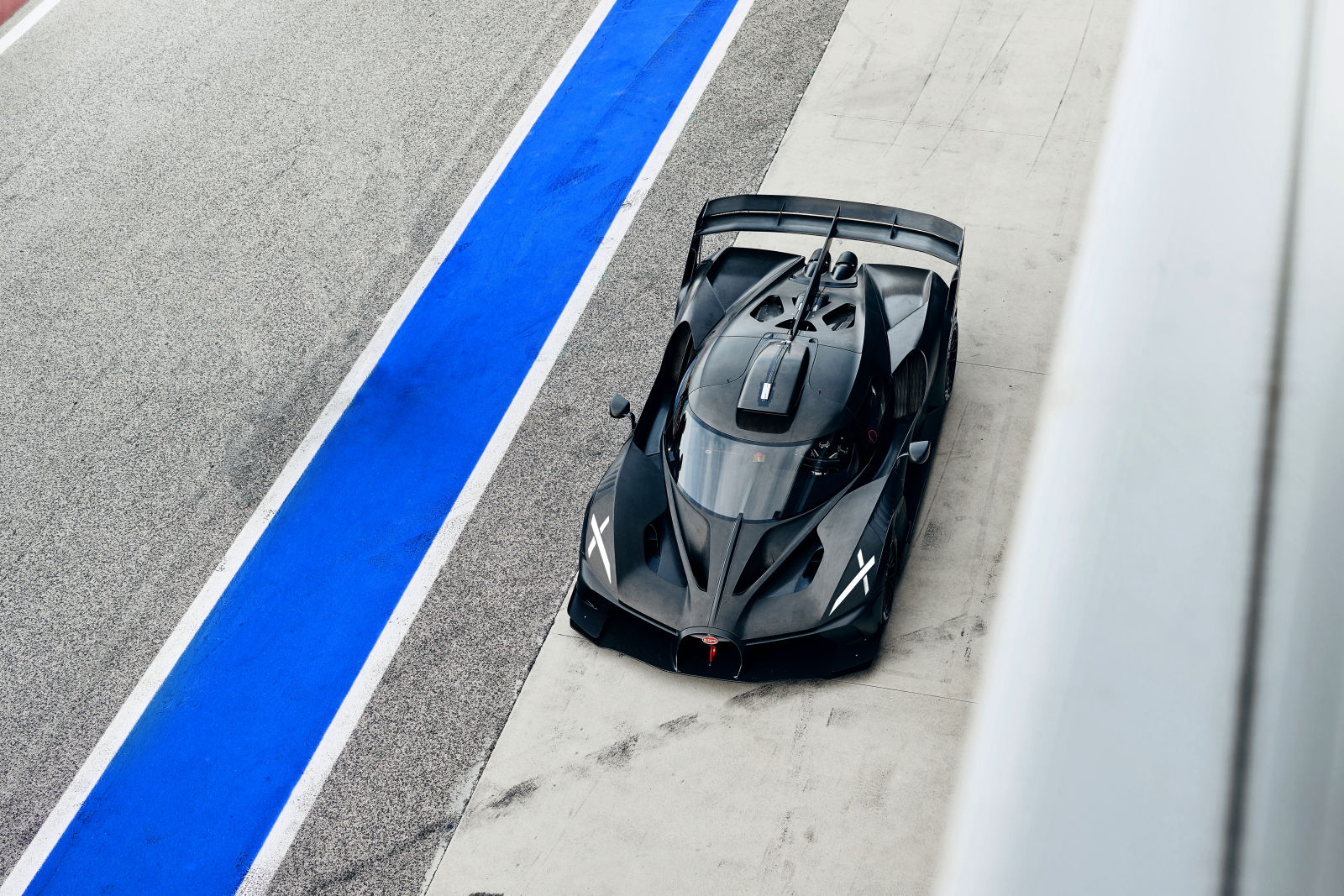 Bugatti Bolide mempunyai Sistem Brek Karbon Terbesar Yang Pernah Dibuat oleh Brembo