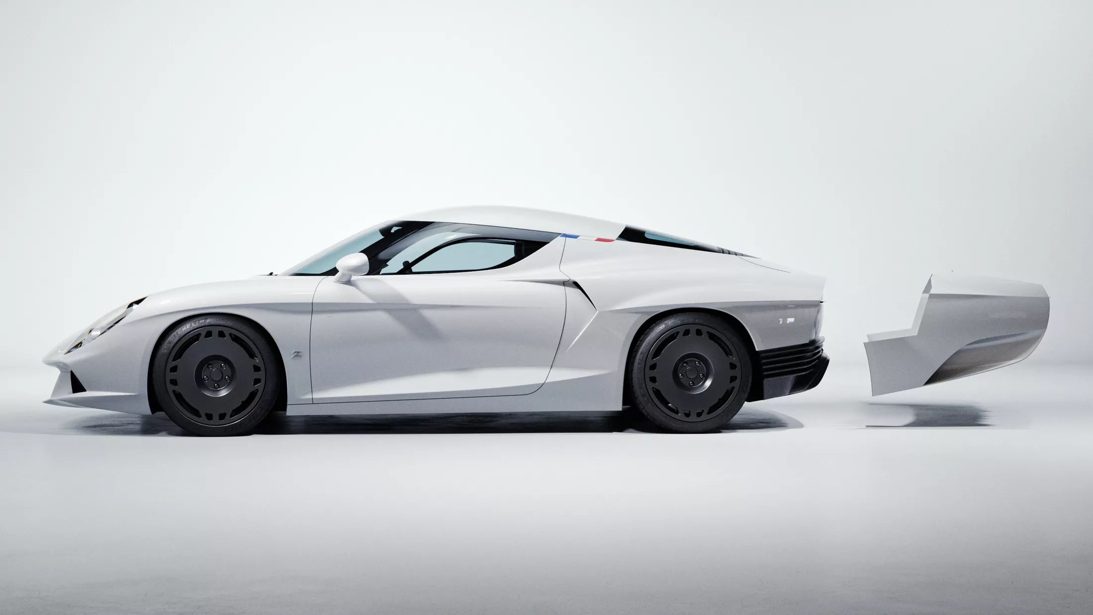 Zagato Memperkenalkan AGTZ Twin Tail: Penghormatan Kepada Warisan Perlumbaan