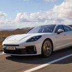 Porsche Memperluas Barisan Panamera Dengan Model E-Hibrid Baharu
