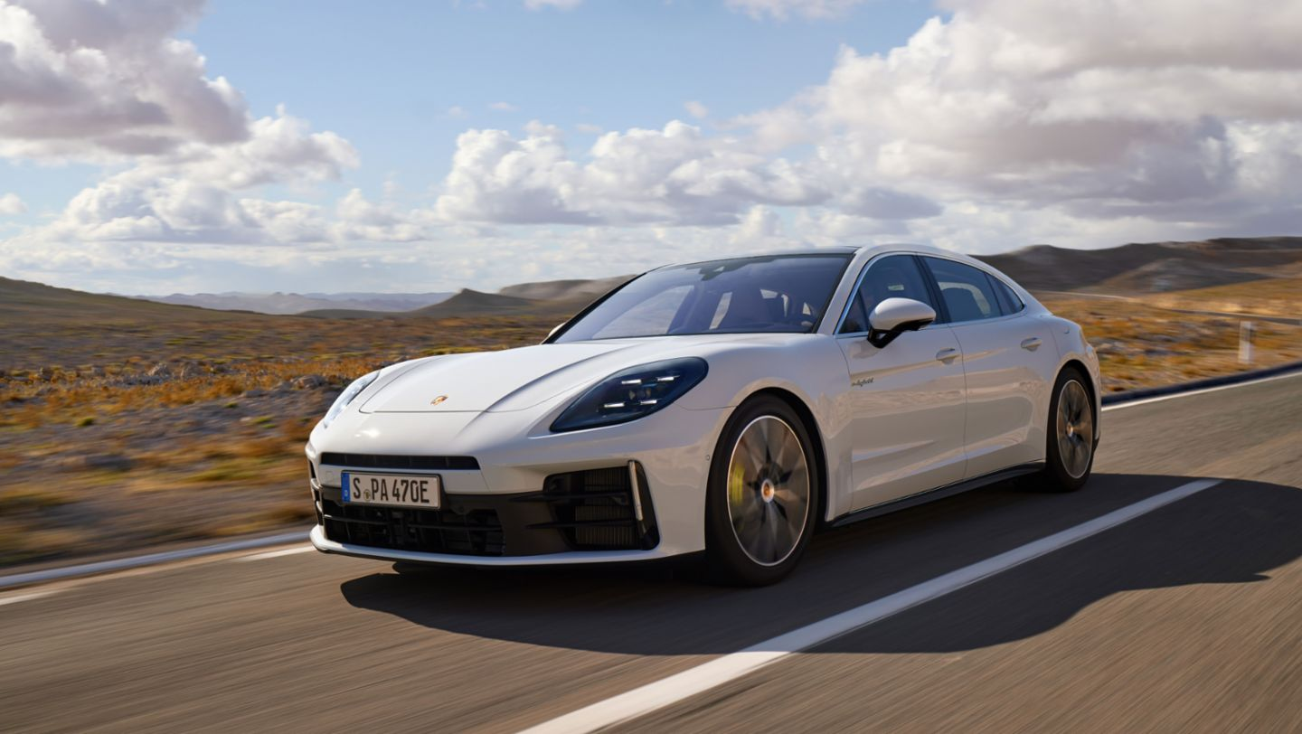 Porsche Memperluas Barisan Panamera Dengan Model E-Hibrid Baharu