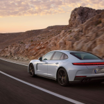 Porsche Memperluas Barisan Panamera Dengan Model E-Hibrid Baharu