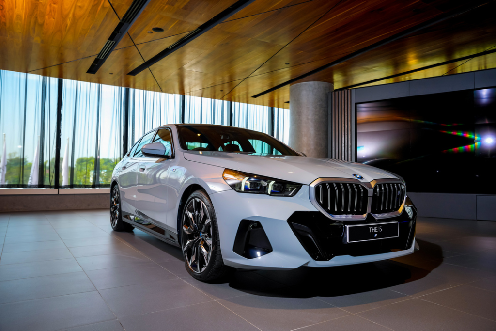Pameran BMW Premium Selection Kembali ke Stadium Nasional Bukit Jalil